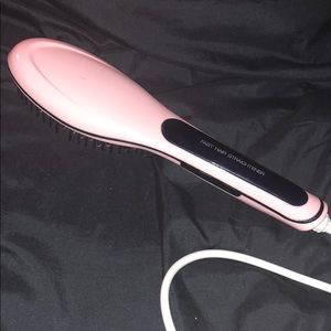 Brush hair straightener